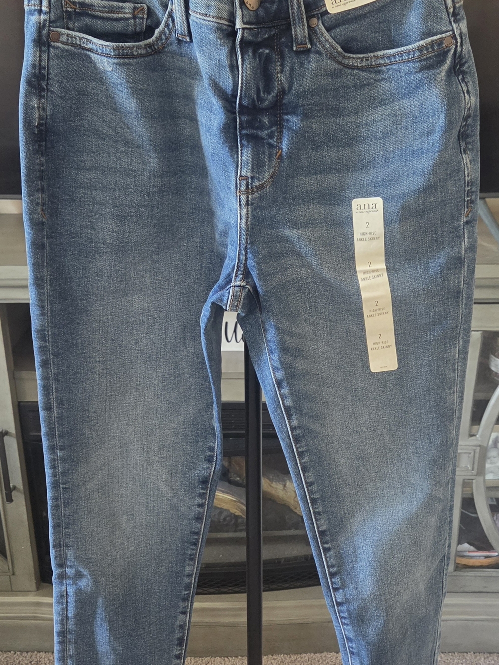 NWT a.n.a High-Rise Ankle Skinny Jeans in Medium Blue Denim